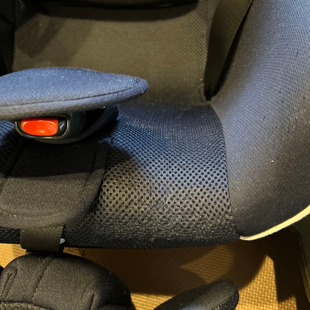 Combi ISOFIXチャイルドシート