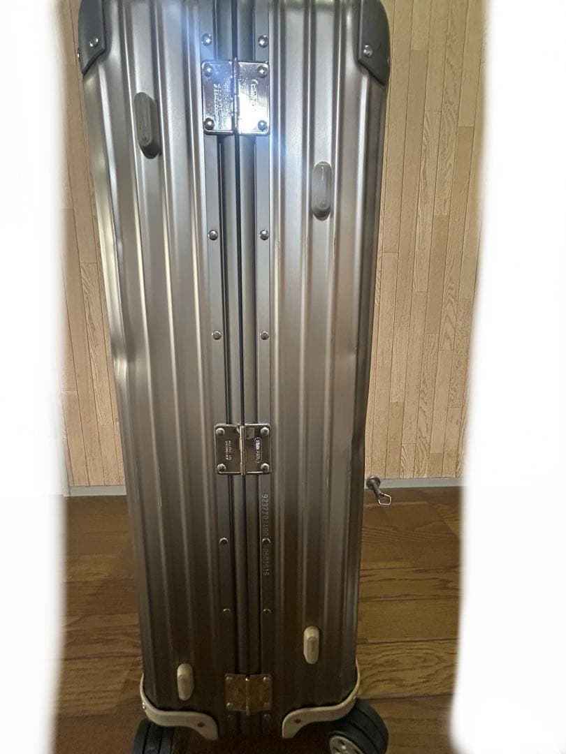 【美品】 RIMOWA TOPASチタニウム 98L 4輪