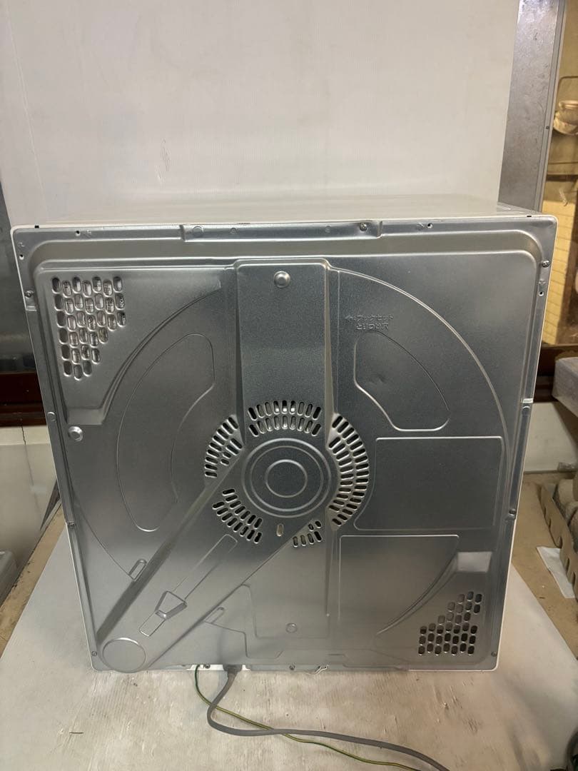 【送料込‼️】Panasonic 除湿形電気乾燥機 4.0kg NH-D402P