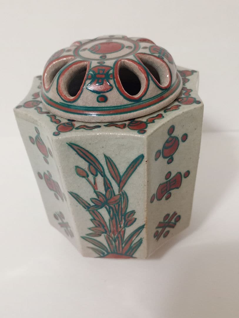 香爐　　松本為作視　花柄八角形