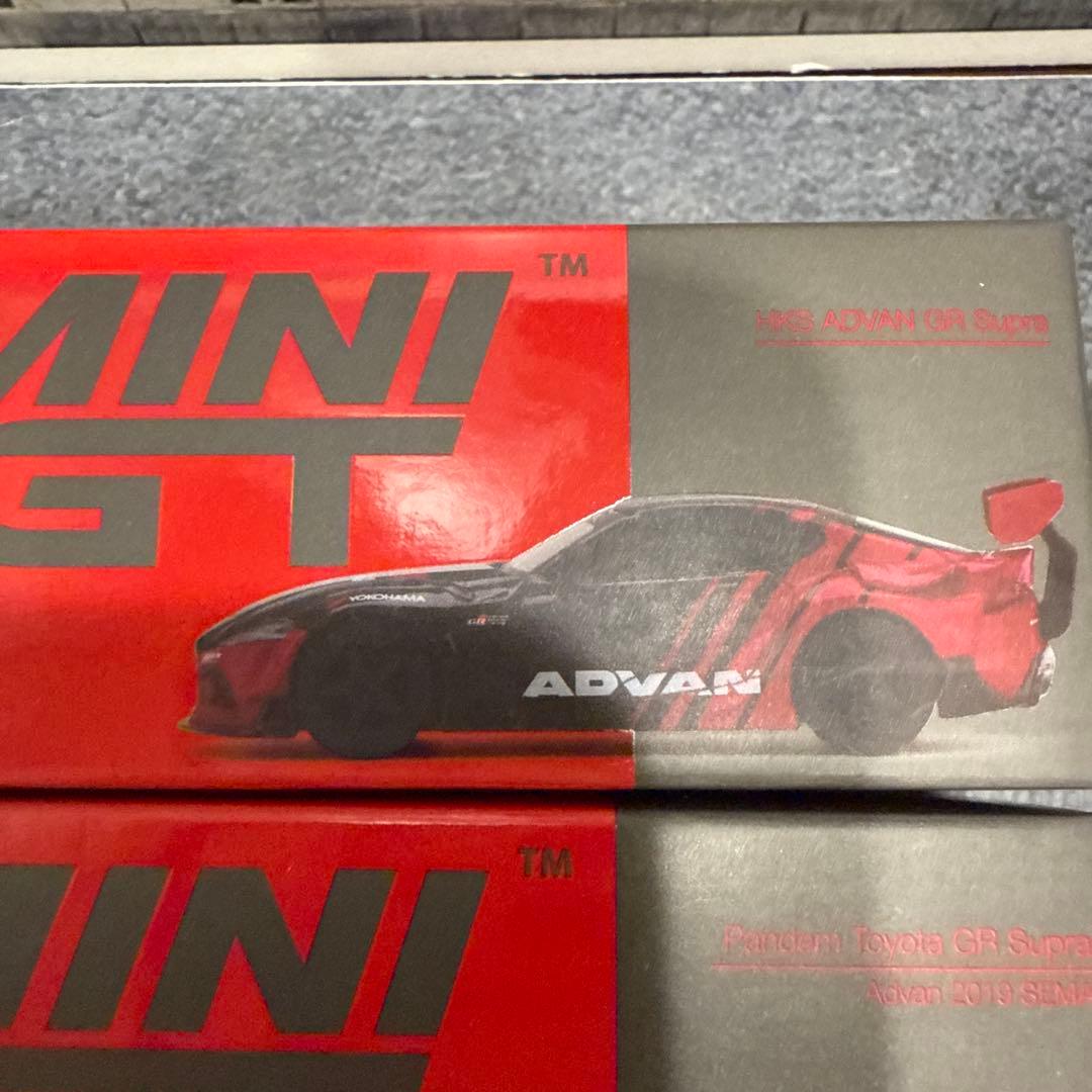 ADVANデザイン ミニカーセット