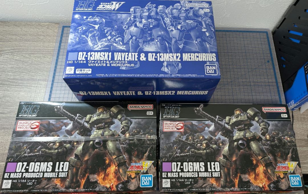 HG 1/144 ヴァイエイト&メリクリウス、リーオー OZセット