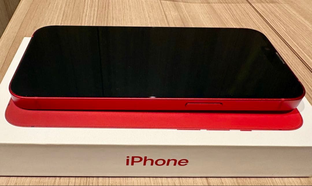 iPhone 13 256G レッド　SIM free　箱付き付属品有り