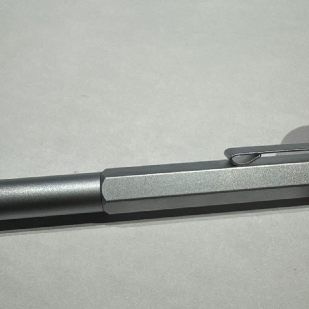 rotring ニュートン トリオペン シルバー