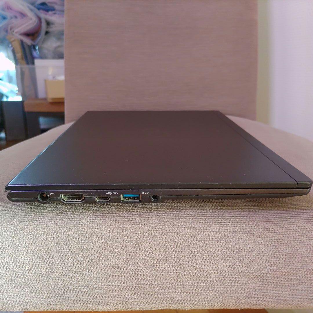 Ｋ⑧富士通　FMVU90B1B　UH90/B1