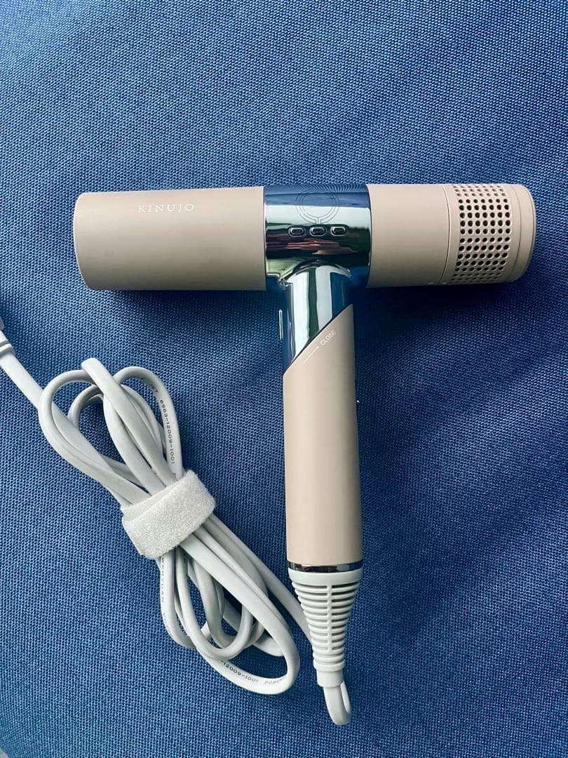 ゆ*ん様 KINUJOヘアドライヤー KH202モカ