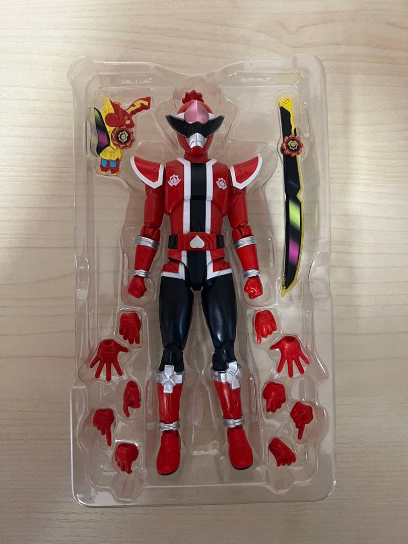 S.H.Figuarts ゼンカイザー＆ドンモモタロウ 2点セット