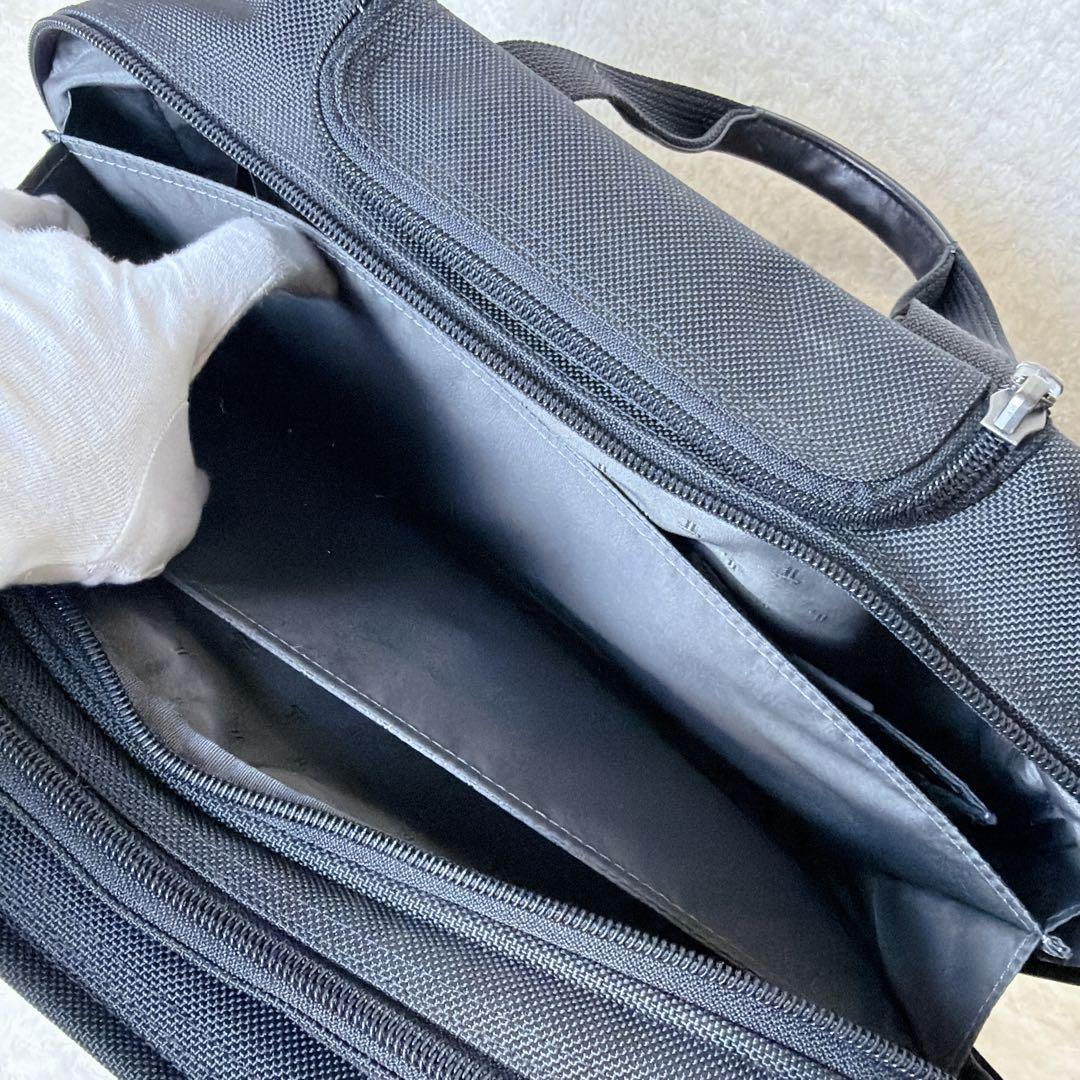 【美品】TUMI キャリーケース 2輪 機内持ち込み可 ビジネス 出張 多収納