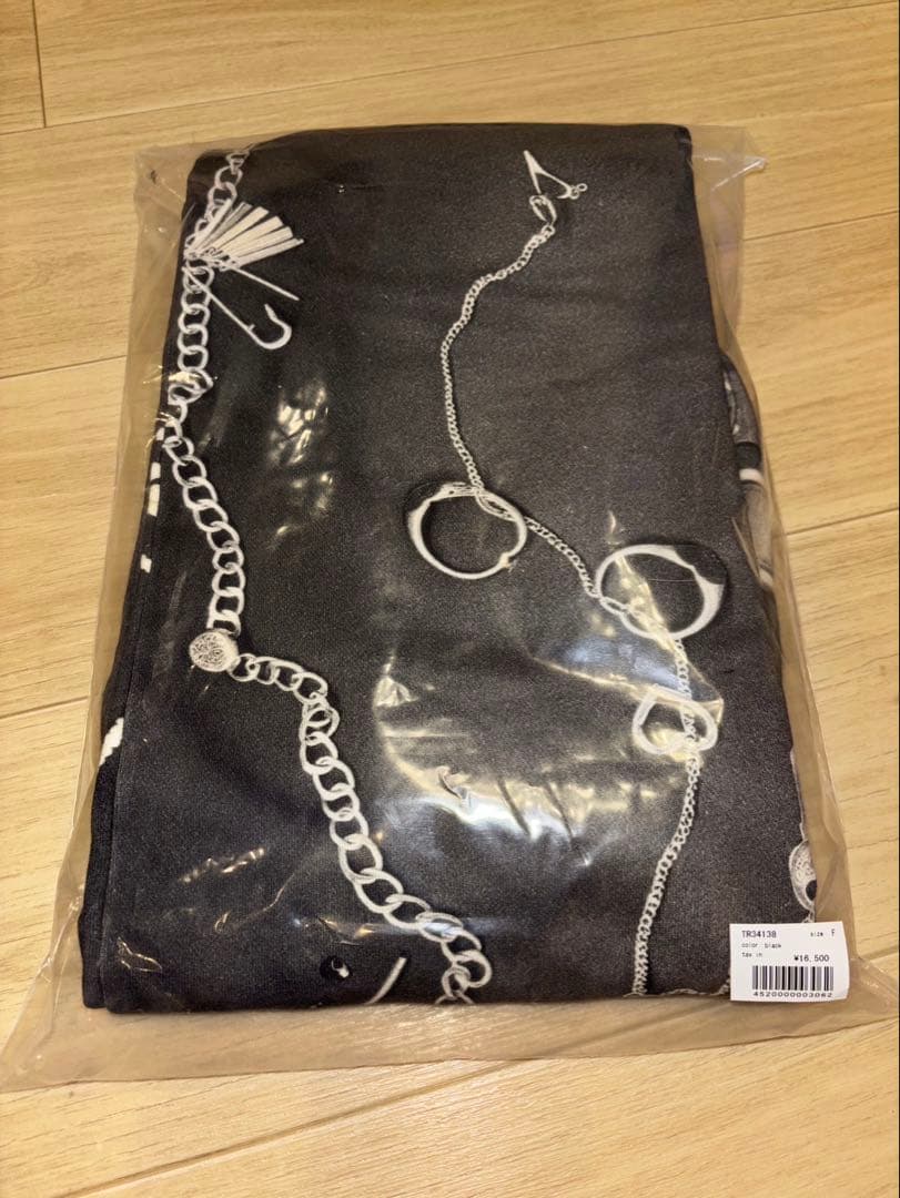 THEREDTHRED S print sweat2 toys ブラック