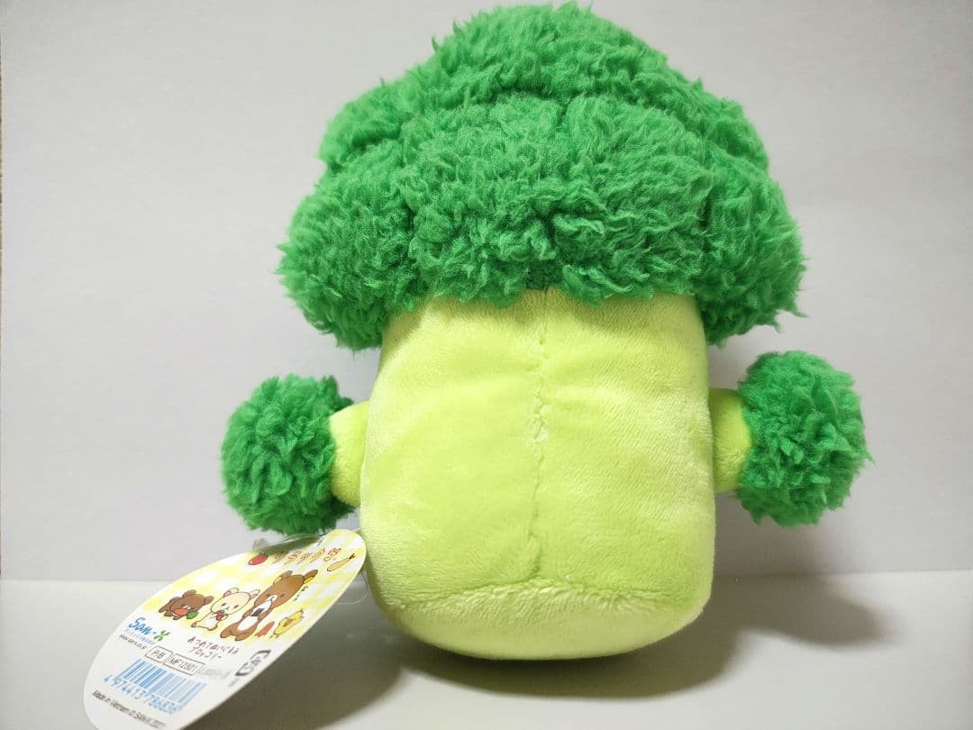 キイロイトリ　ブロッコリー