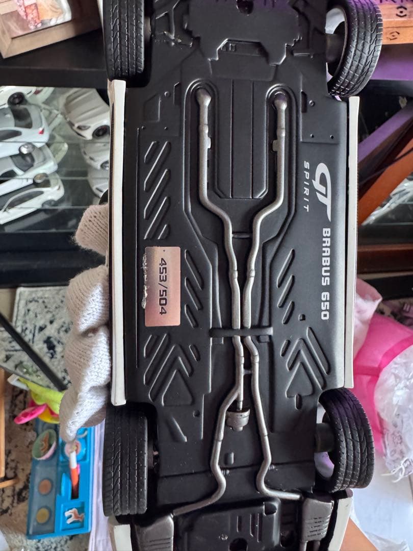 BRABUS 650 Cクラス ミニカー 1/18ホワイト