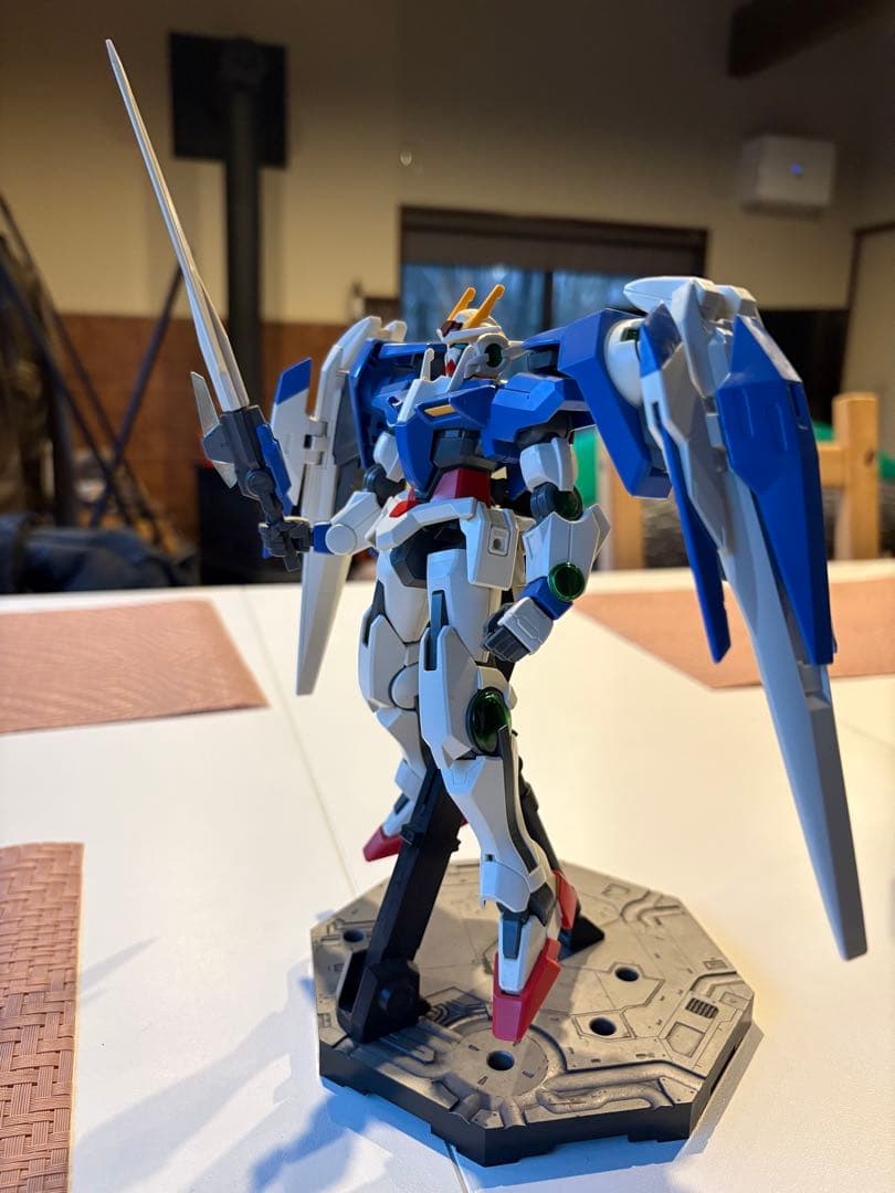 ガンプラ　ガンダム00 完成品