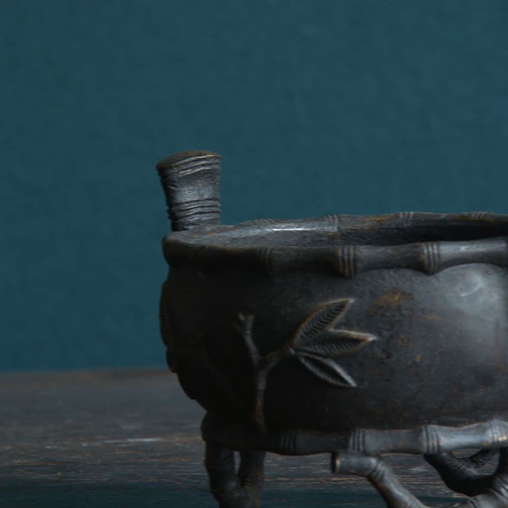 銅炉 香炉【福地洞天】 三足竹節紋香炉 宣徳炉 茶道香道具 工芸品 置物