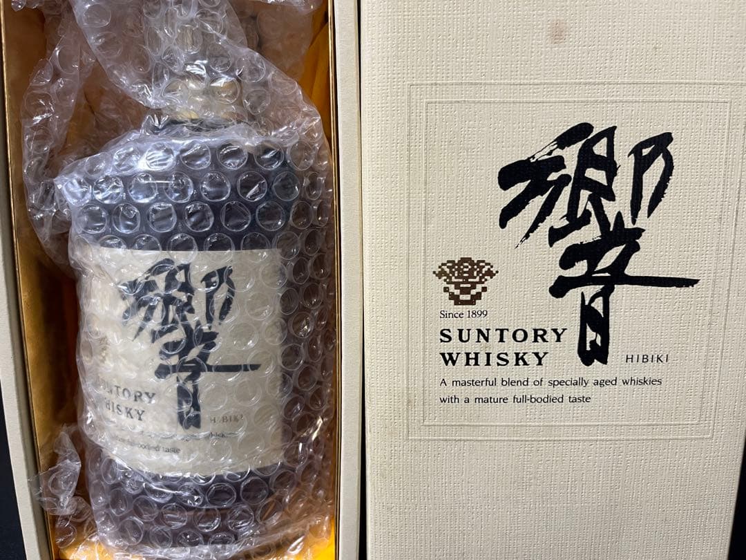 【セール中】サントリー 響 ウイスキー SHN01 未開封　ゴールドキャップ
