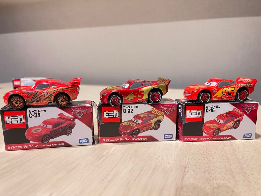 カーズ ミニカーセット トミカ