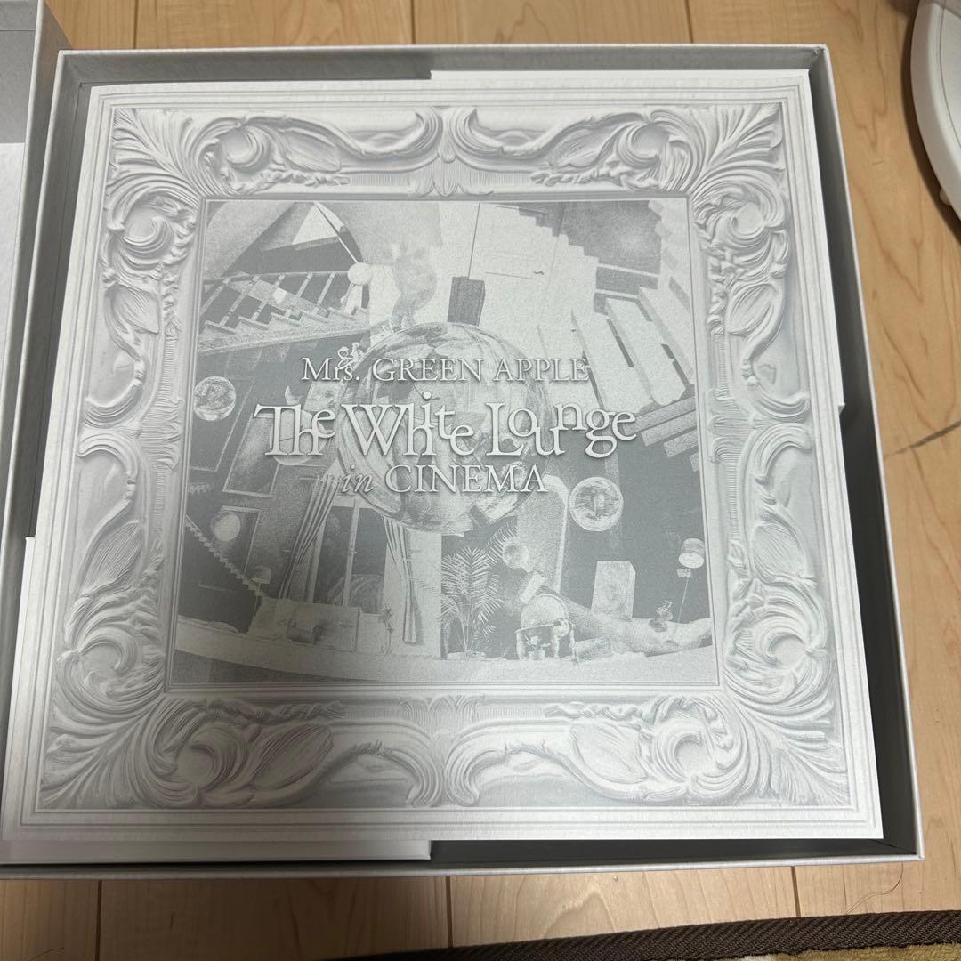 ミュージシャン Mr.GREEN APPLE The White Lounge