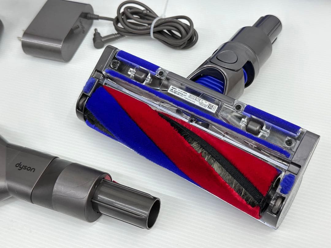 2023年製　ダイソン　掃除機　SV21 本体　ヘッド　パイプ　充電器　セット
