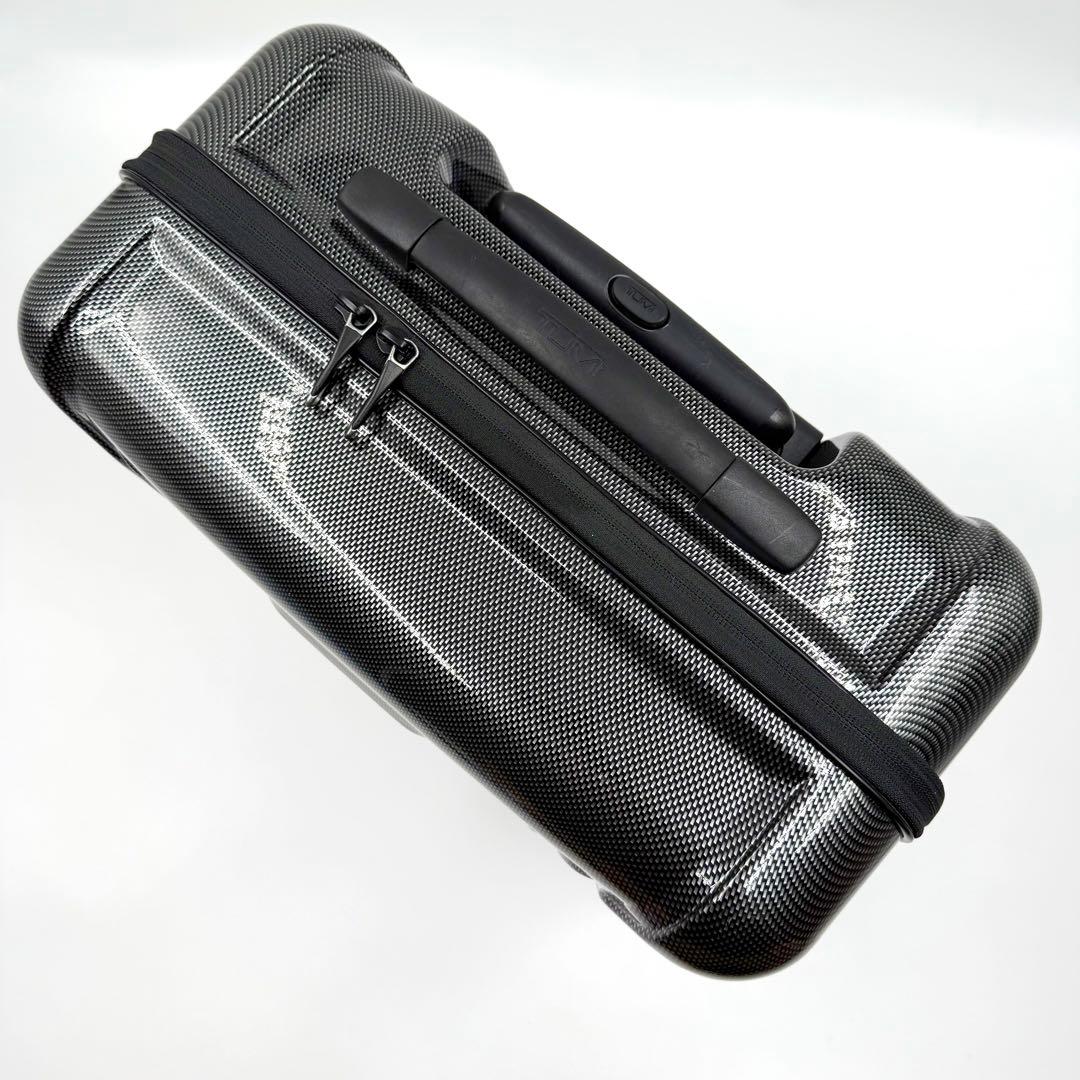 鑑定済 美品 TUMI トゥミ コンパクトキャリーオン 25L カーボン