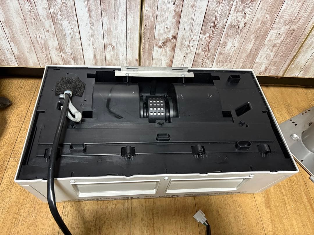 パナソニック Pansonic FY-24UWY5-W 壁取付形 バス換気乾燥機