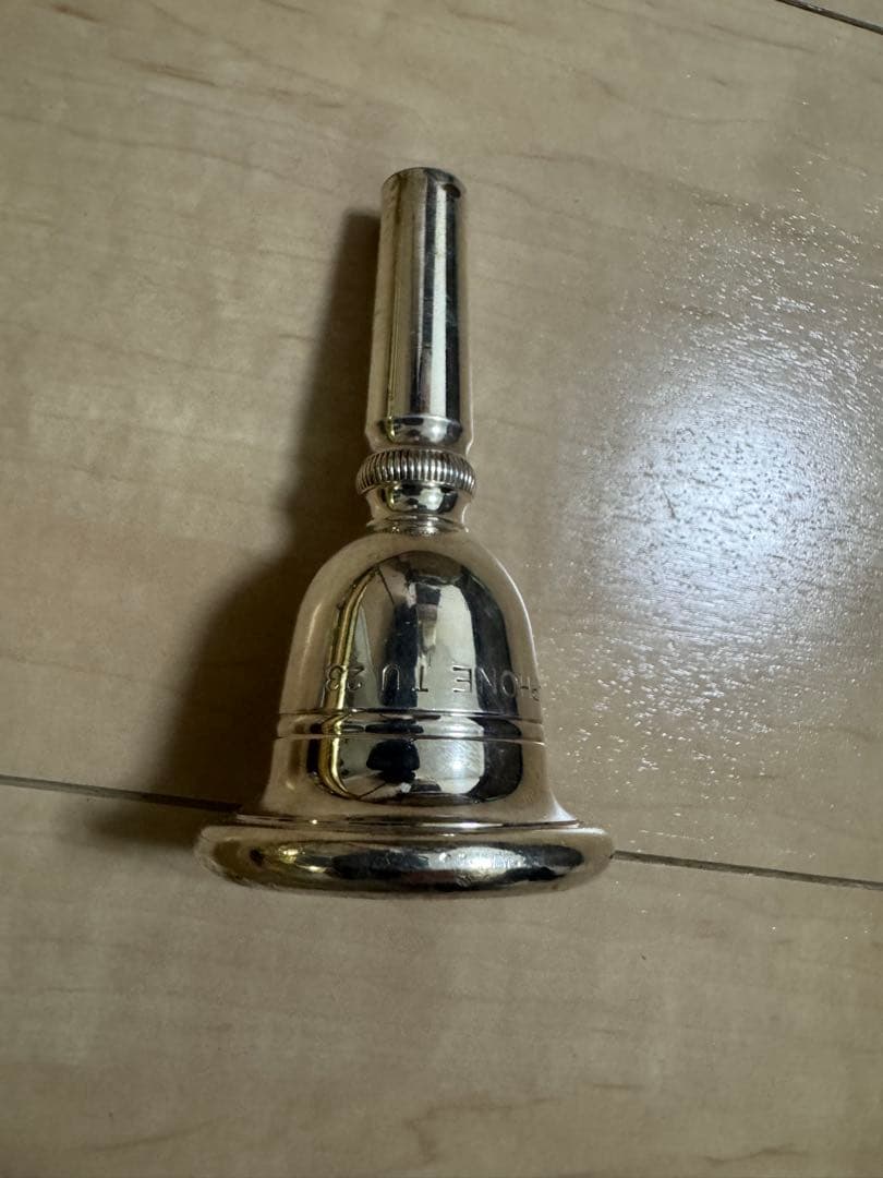 YBB103 B♭チューバ 3ピストン　ハードケース付