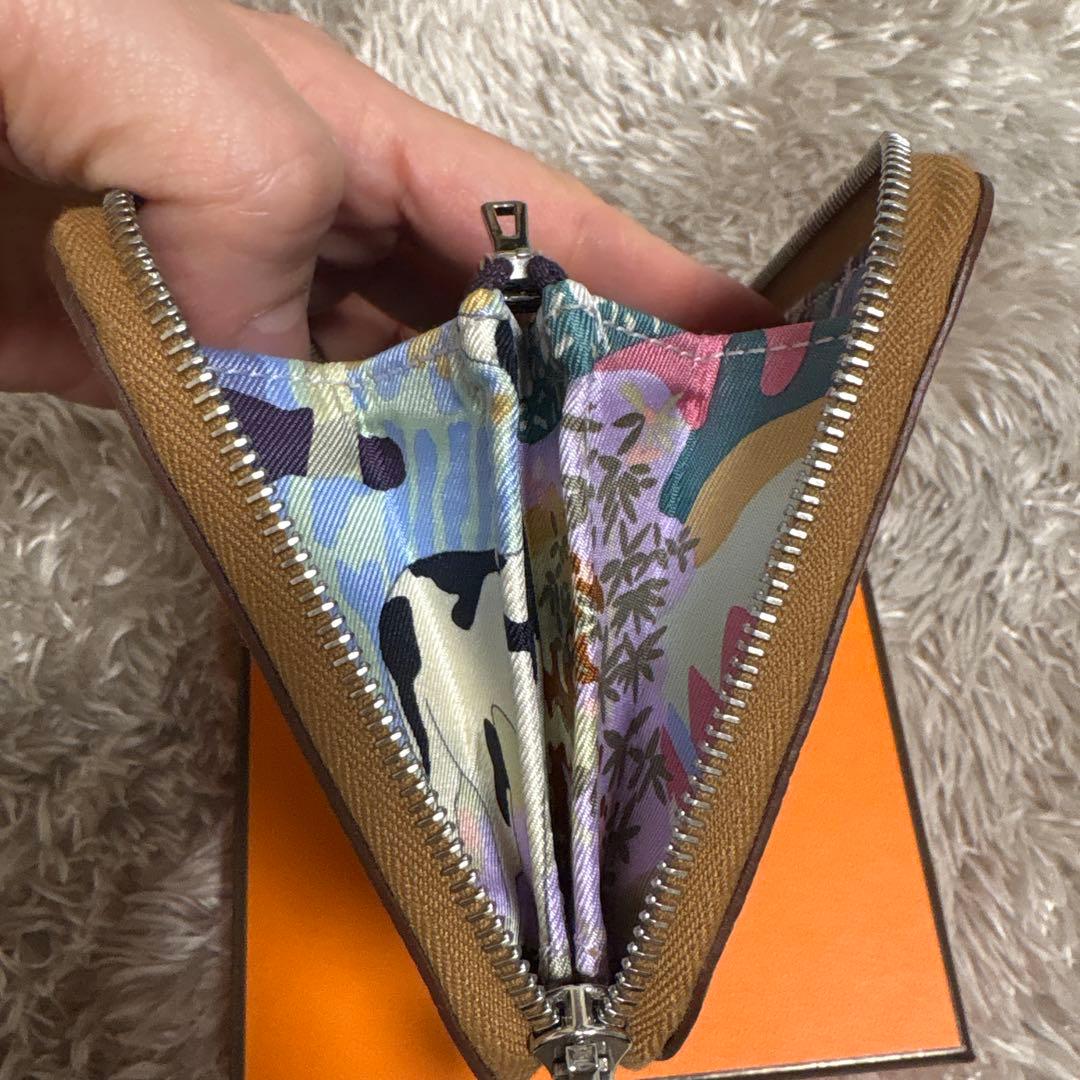 HERMES アザップ　シルクインコンパクト 美品