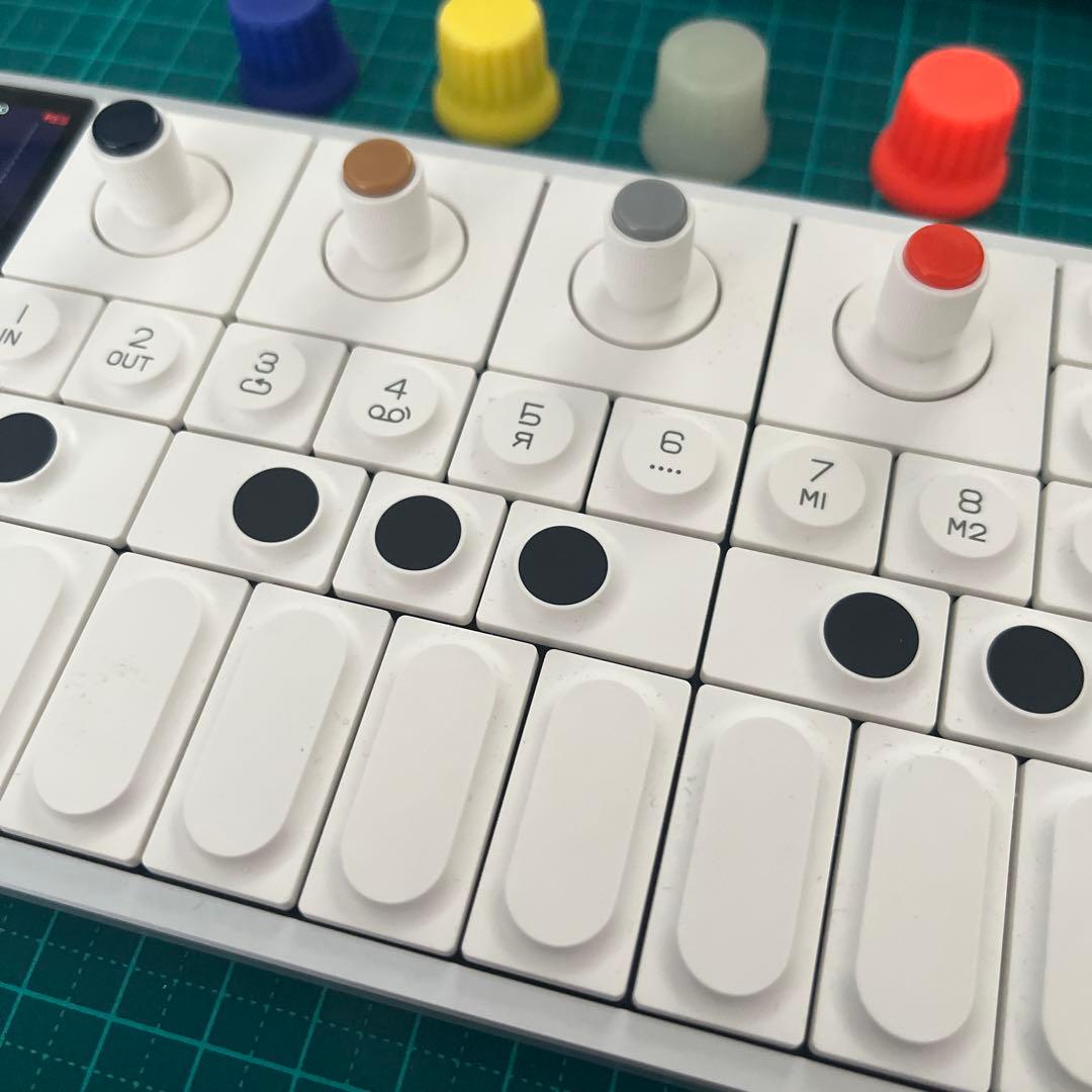 Teenage engineering OP-1 Field & ケース