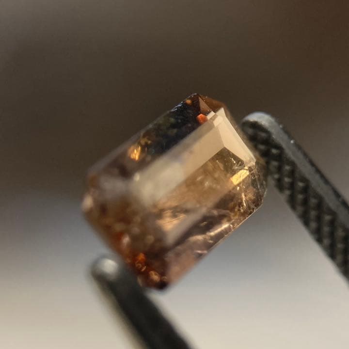 アキシナイト ブルー ルース