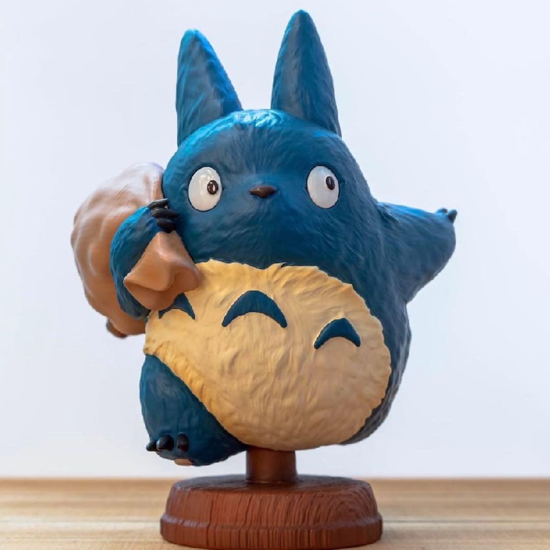 ジブリ　となりのトトロ　中トトロみーつけた　フィギュア