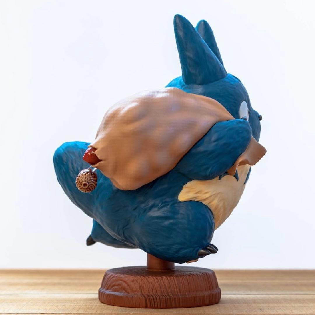 ジブリ　となりのトトロ　中トトロみーつけた　フィギュア