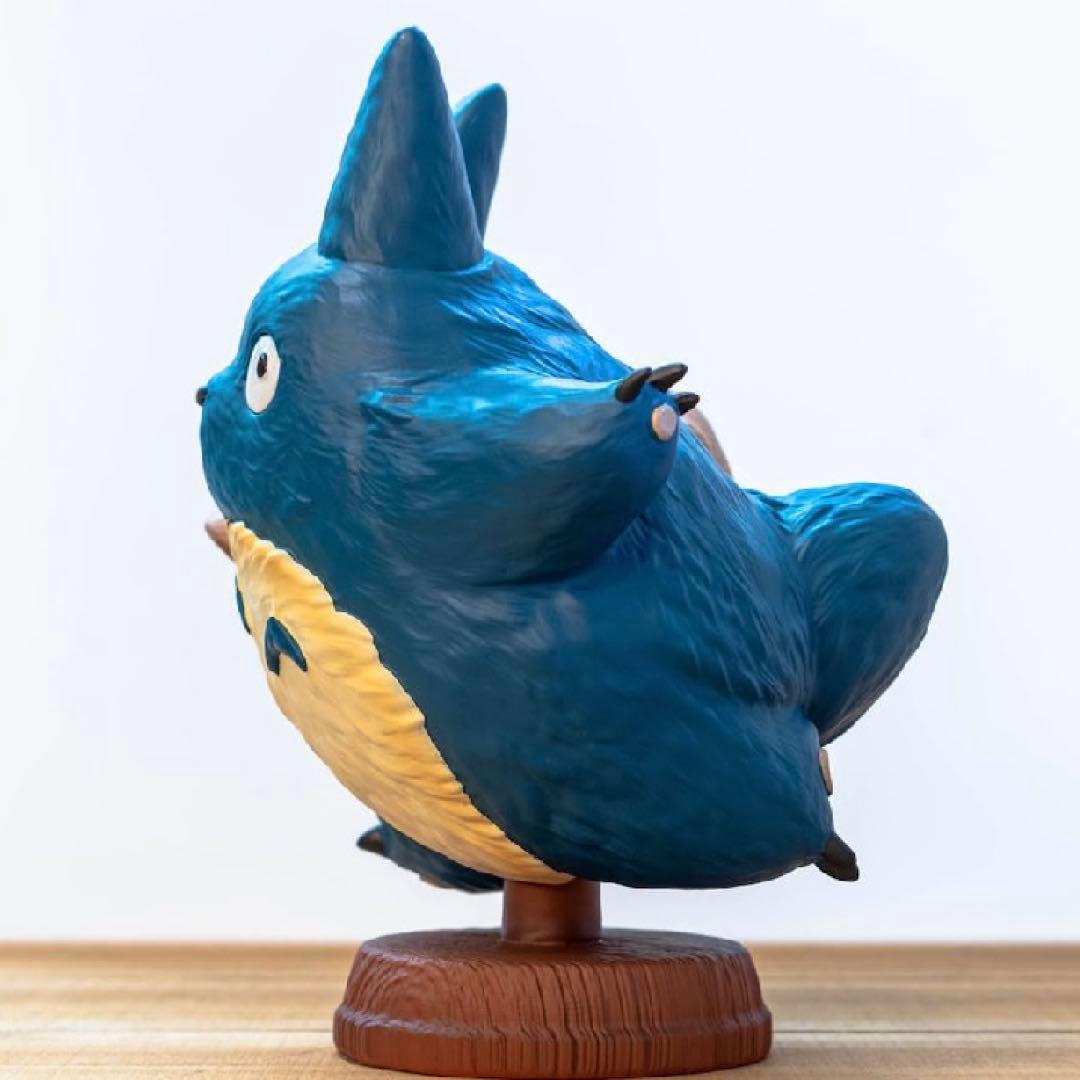 ジブリ　となりのトトロ　中トトロみーつけた　フィギュア