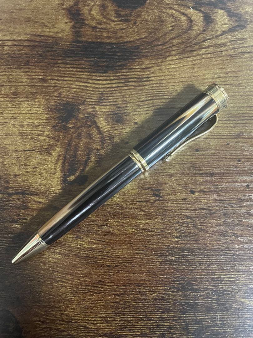 モンテグラッパ　ボールペン