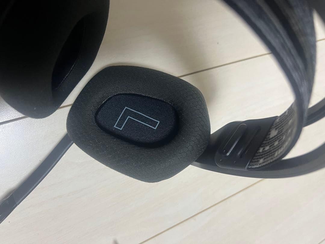 ロジクールlogicool G733 ゲーミングヘッドセット