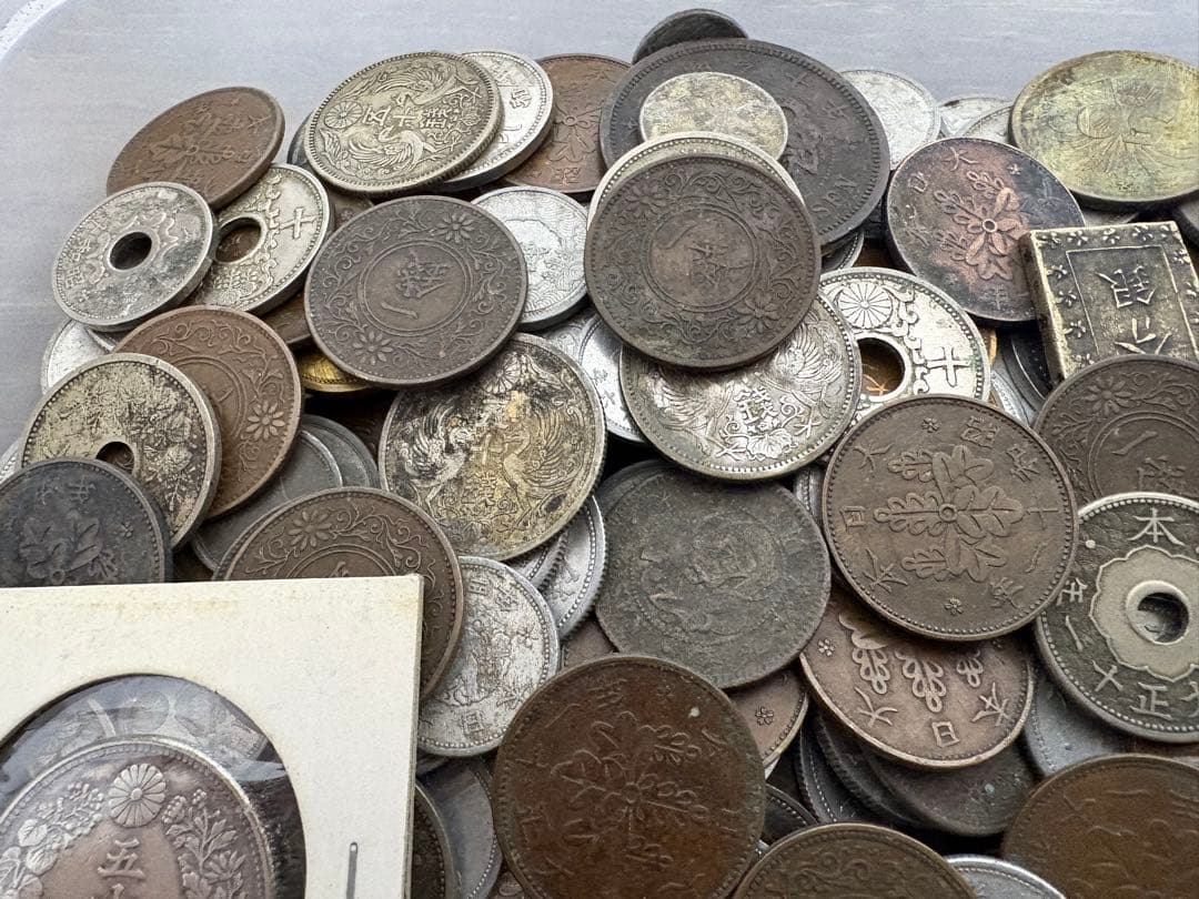 古銭まとめ　1681g 銀貨　鳳凰他