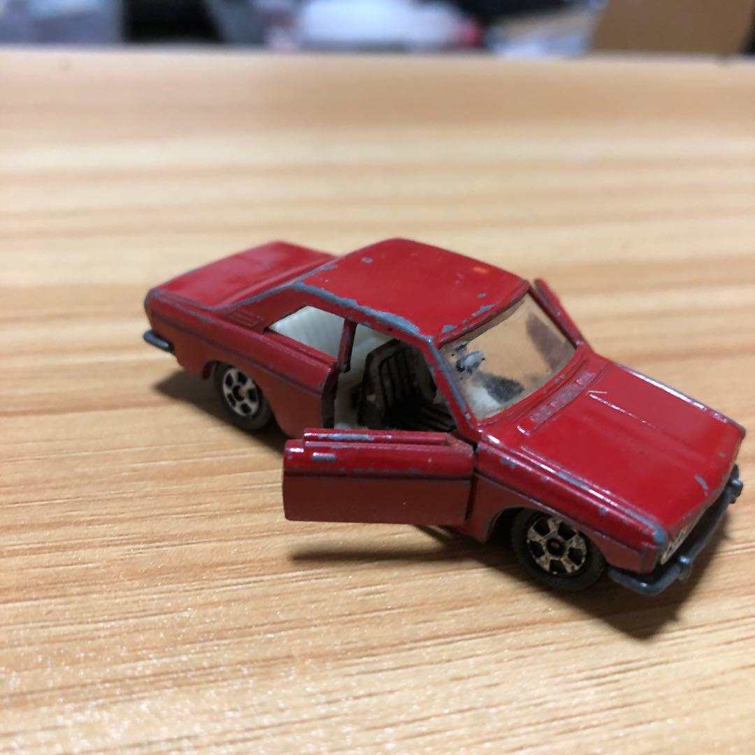 トミカ 日本製 ニッサン ニューブルーバード SSS クーペ 1Aホイール