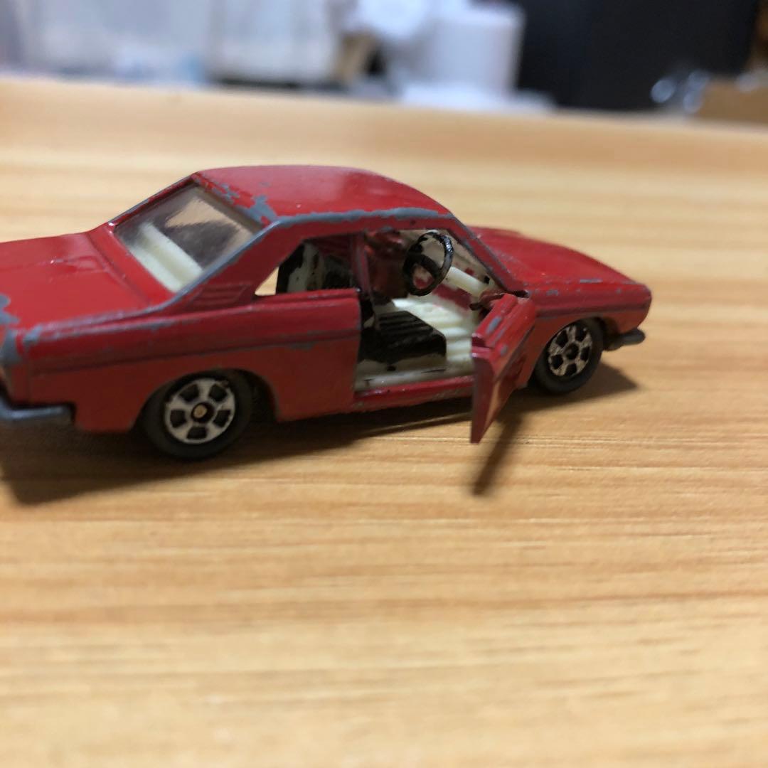 トミカ 日本製 ニッサン ニューブルーバード SSS クーペ 1Aホイール