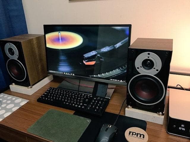 天然大理石オーディオボード●トラバーチン（穴あき）170×230×58 ●2枚