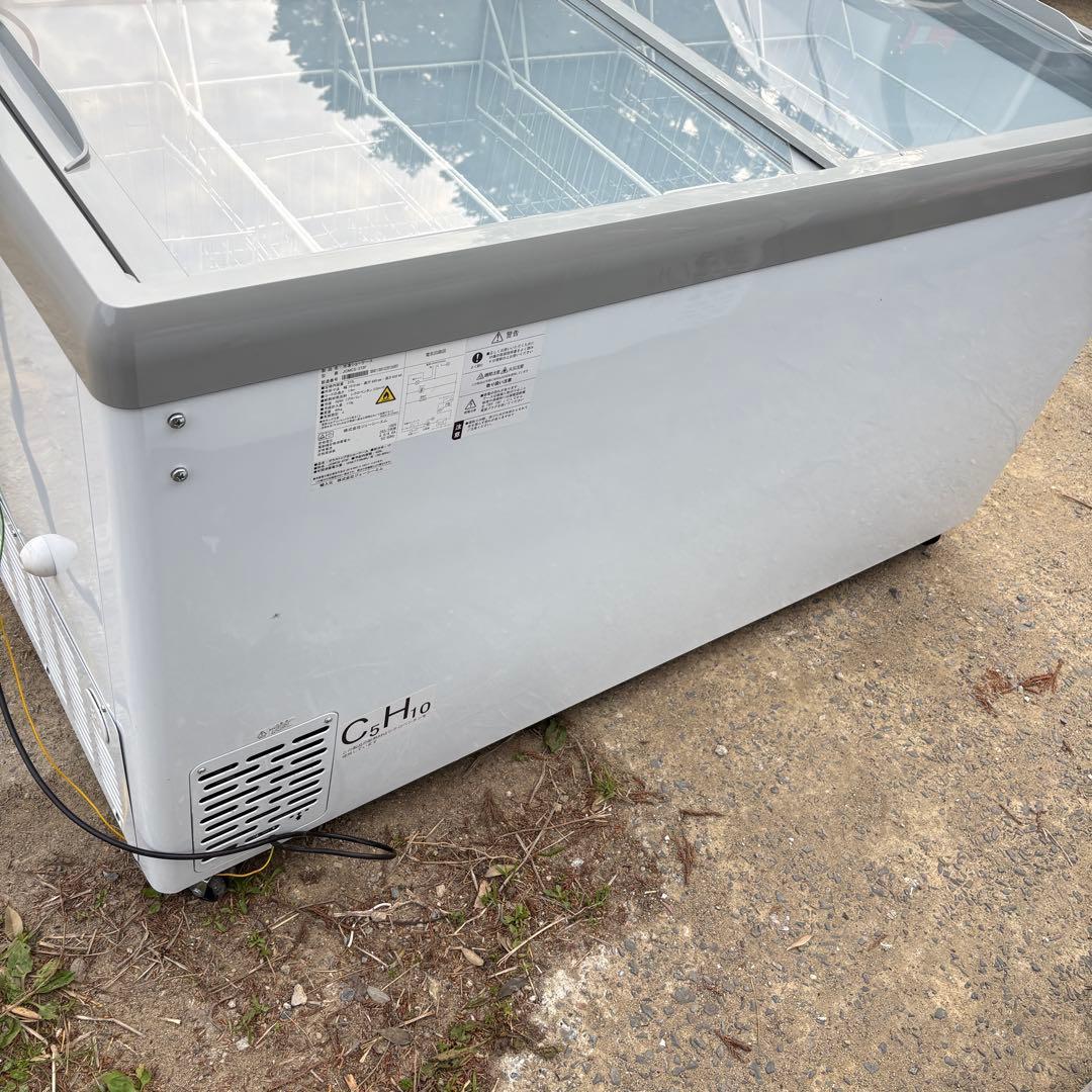 ①冷凍ショーケース　JCM JCMCS-373F