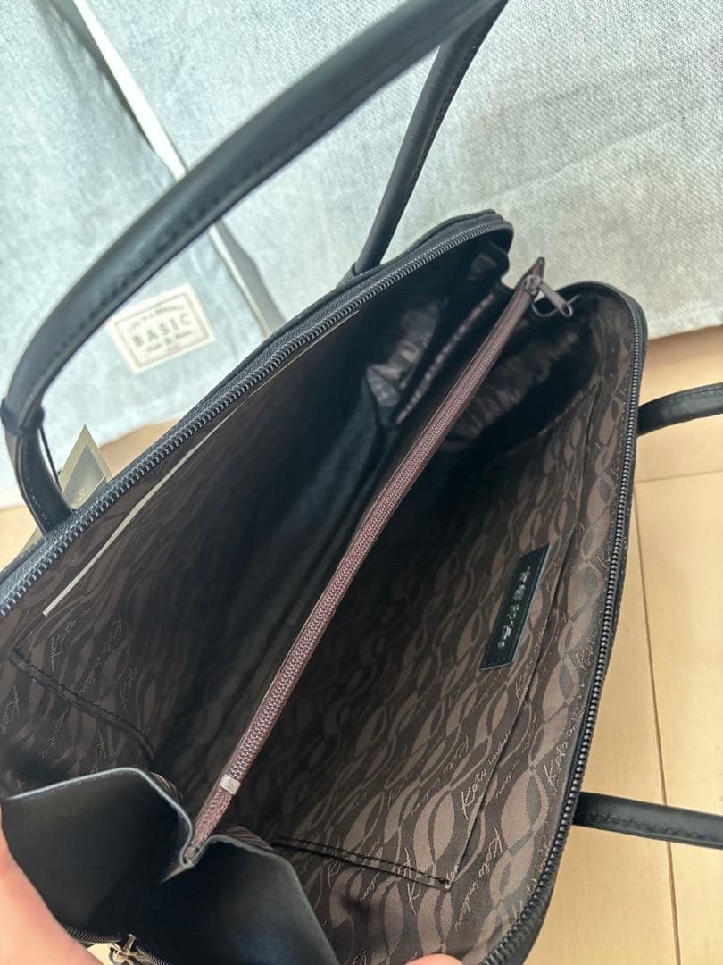 和装にも⭐︎ 花柄印伝バッグ　値下げします