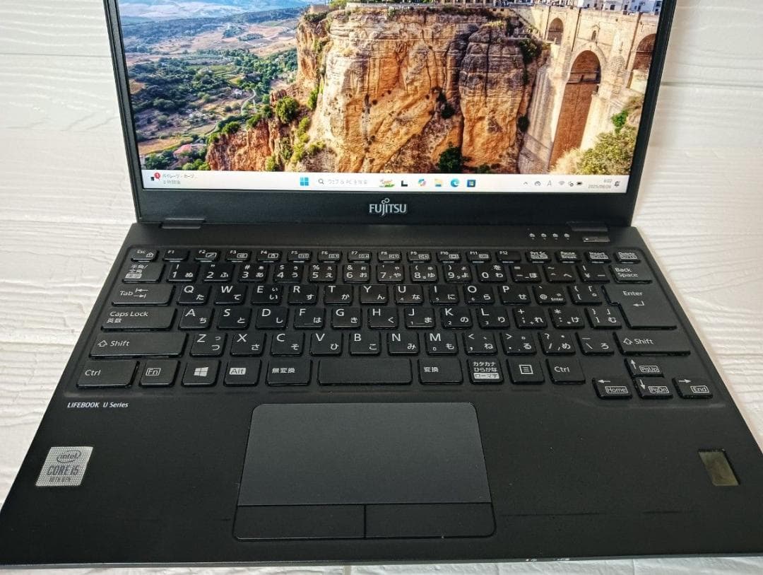 LIFEBOOK 軽量薄型13.3 ノート　パソコン
