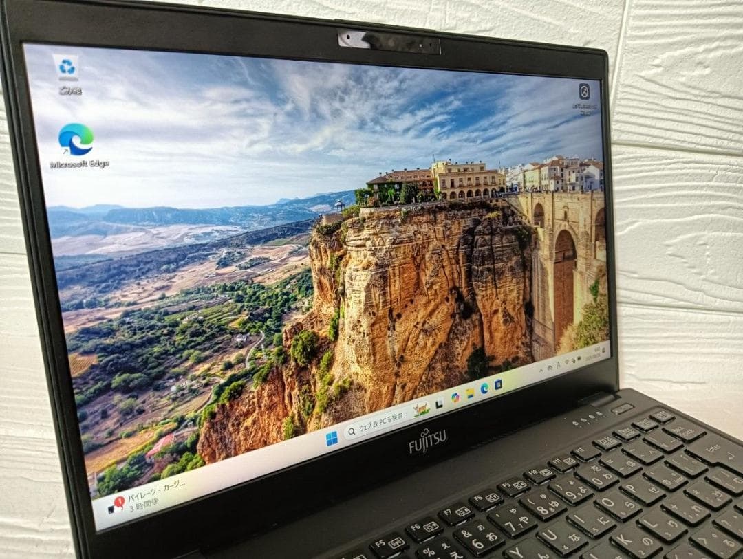 LIFEBOOK 軽量薄型13.3 ノート　パソコン