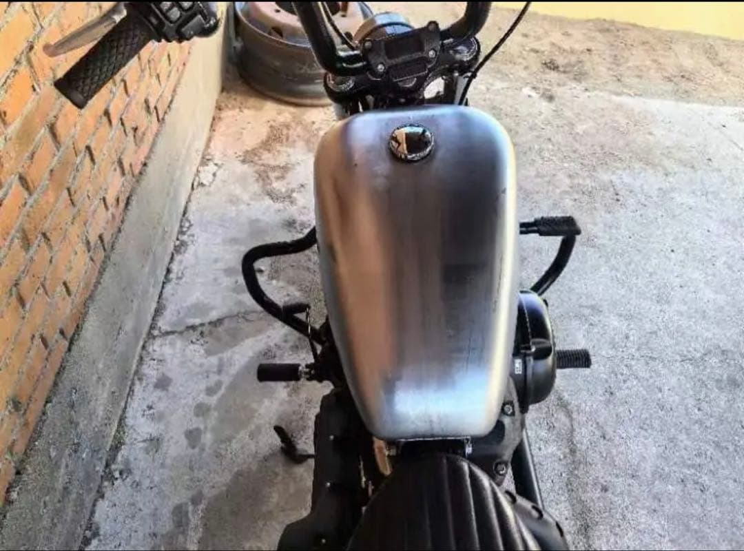 FXBB スポーツスタータンク　ストリートボブ　タンク　m8 18-24