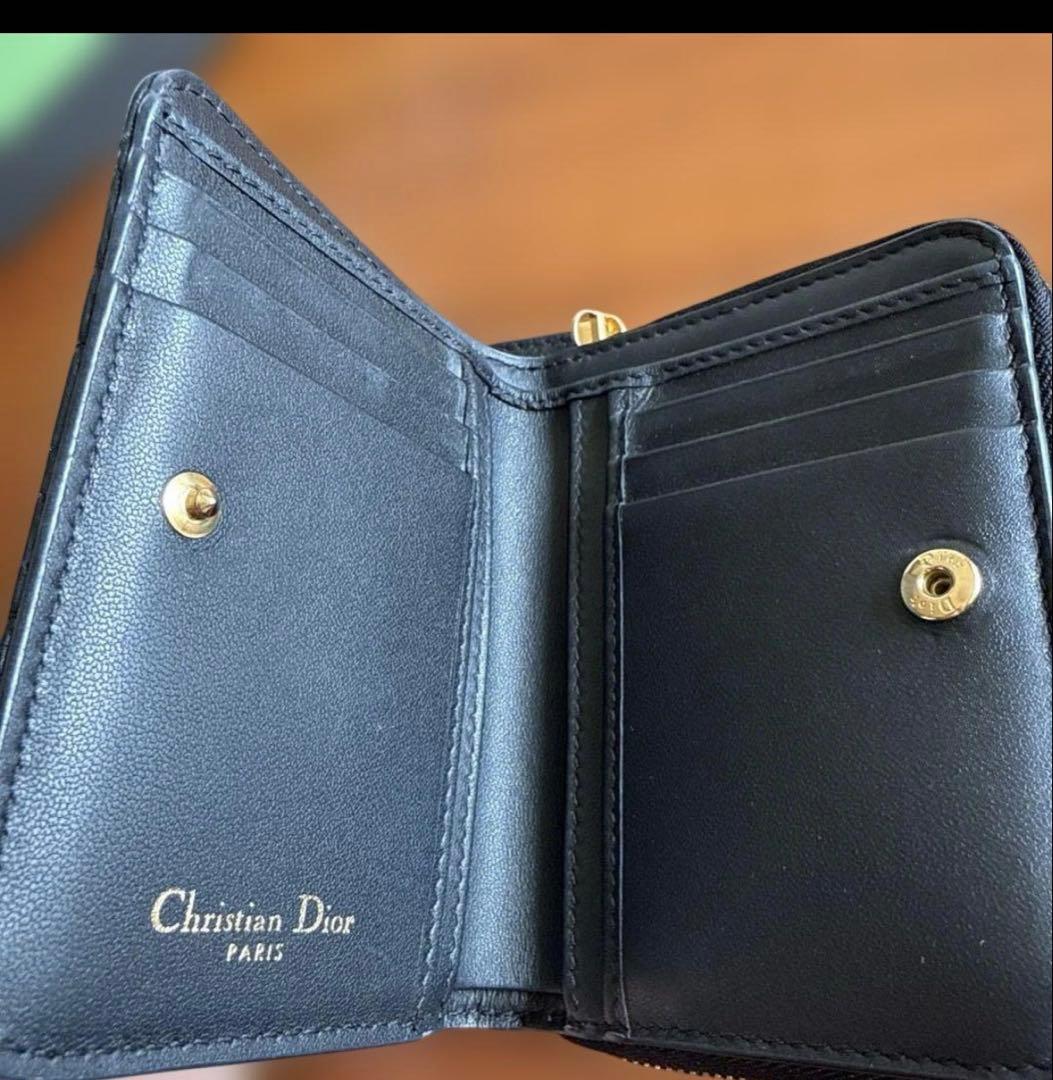 ディオール　二つ折り財布