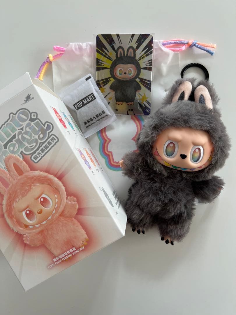 POPMART ぬいぐるみ ID