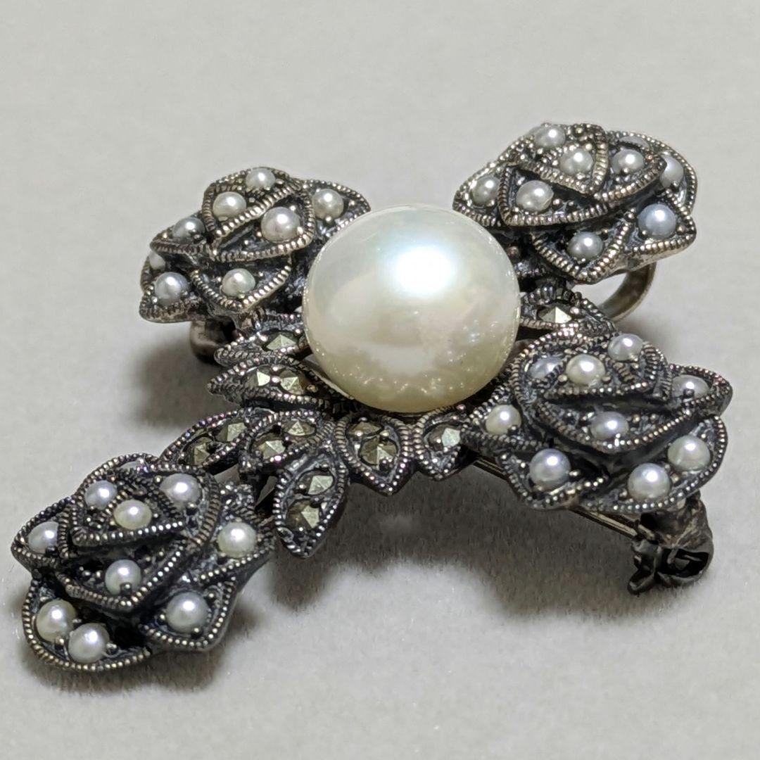 251260◎碌山◎ブローチ