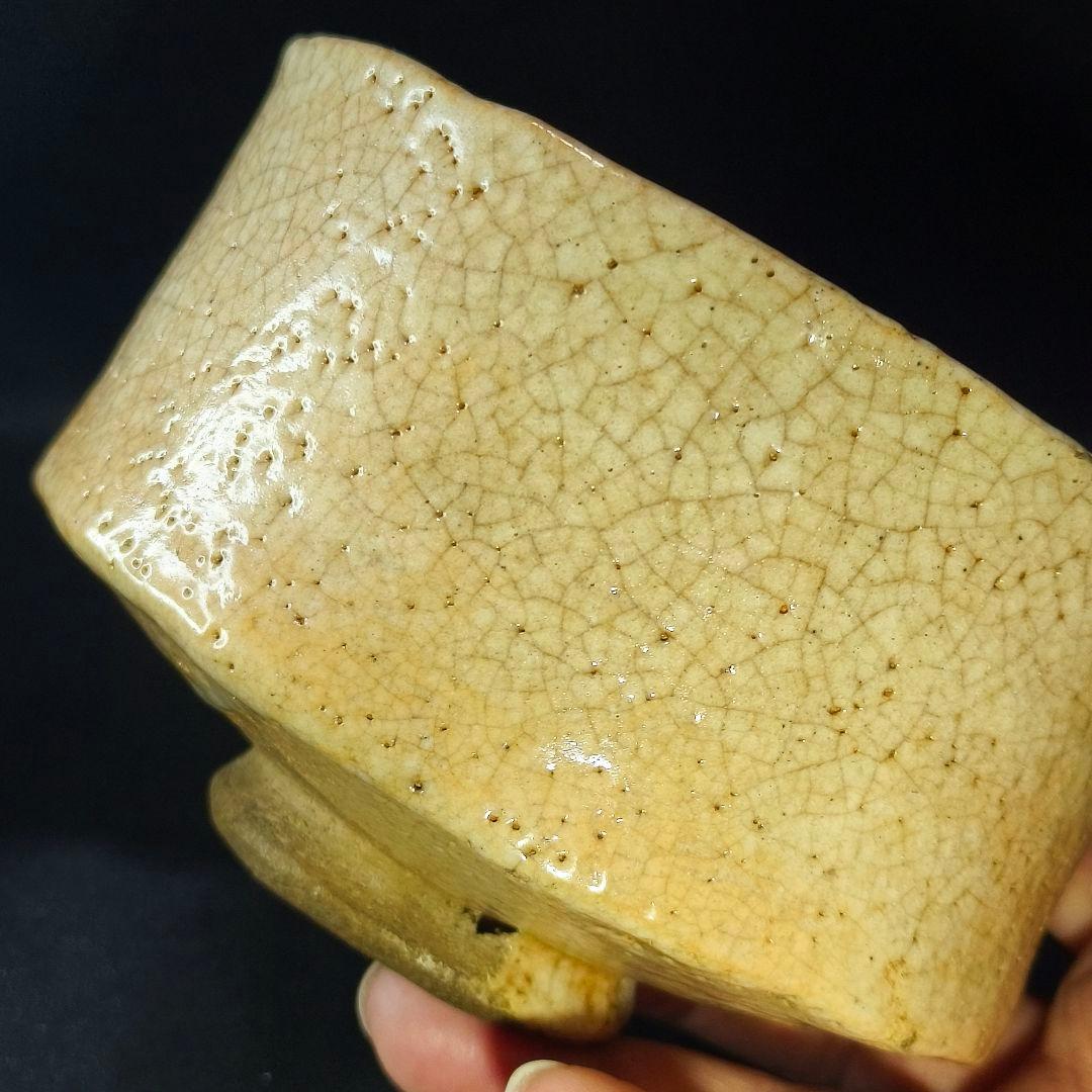 茶道具 古志野焼 茶碗 薄手 無銘 金継ぎ 仕覆付 桐箱 古美術 骨董 旧家蔵出