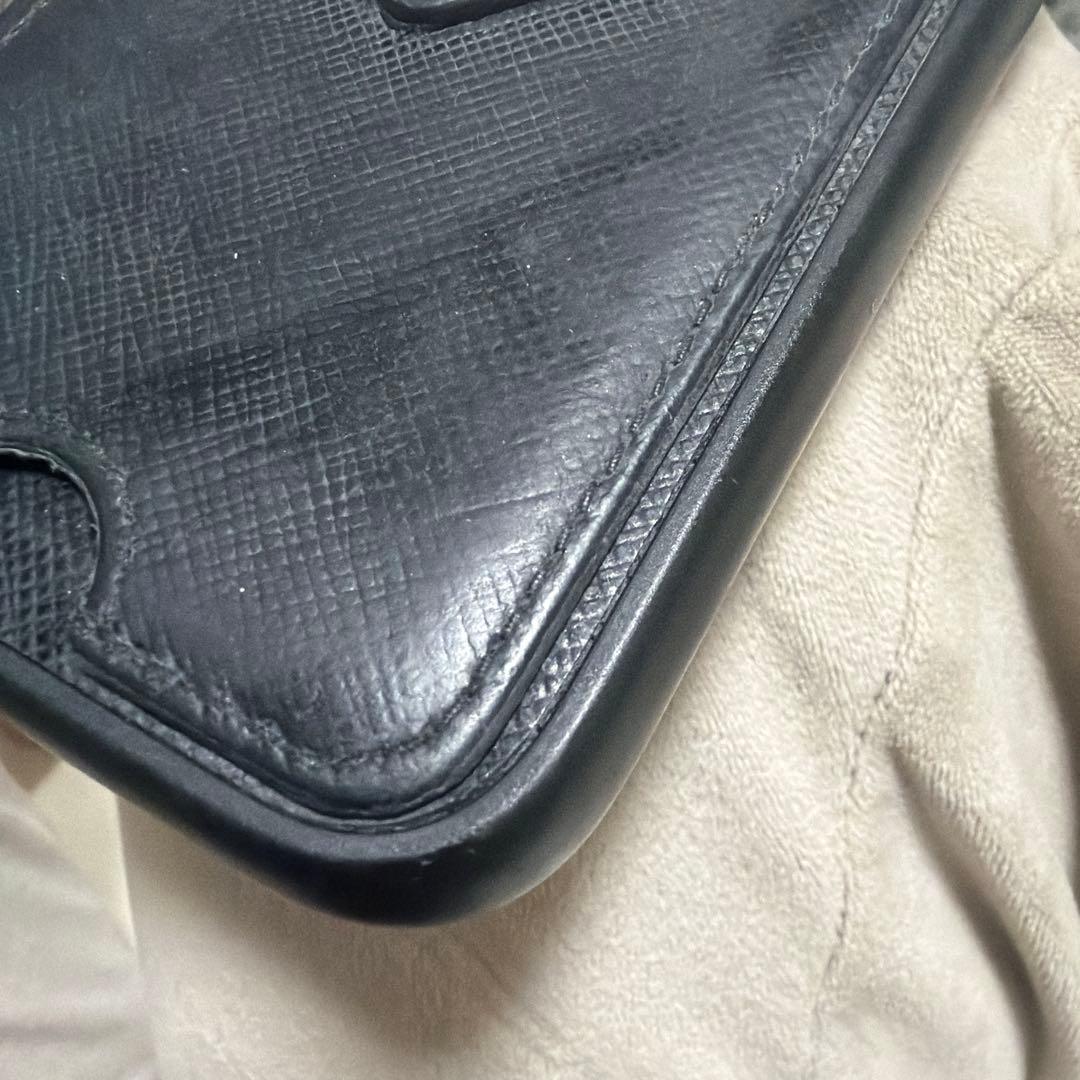 PRADA ブラックレザー iPhoneケース