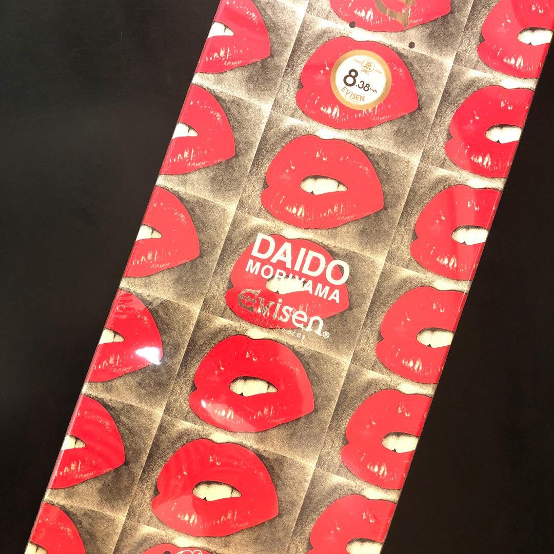 森山大道　エビセンスケートボードデッキ　絶版品　アート作品　入手困難　マニキュア