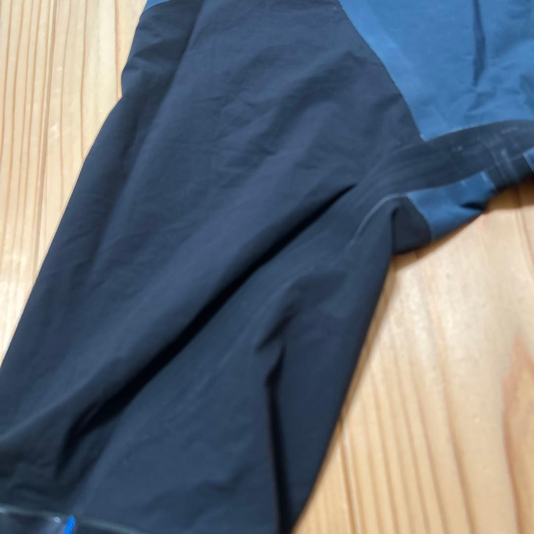 値下げ不可　arena 競泳水着 ハーフパンツ ブラック