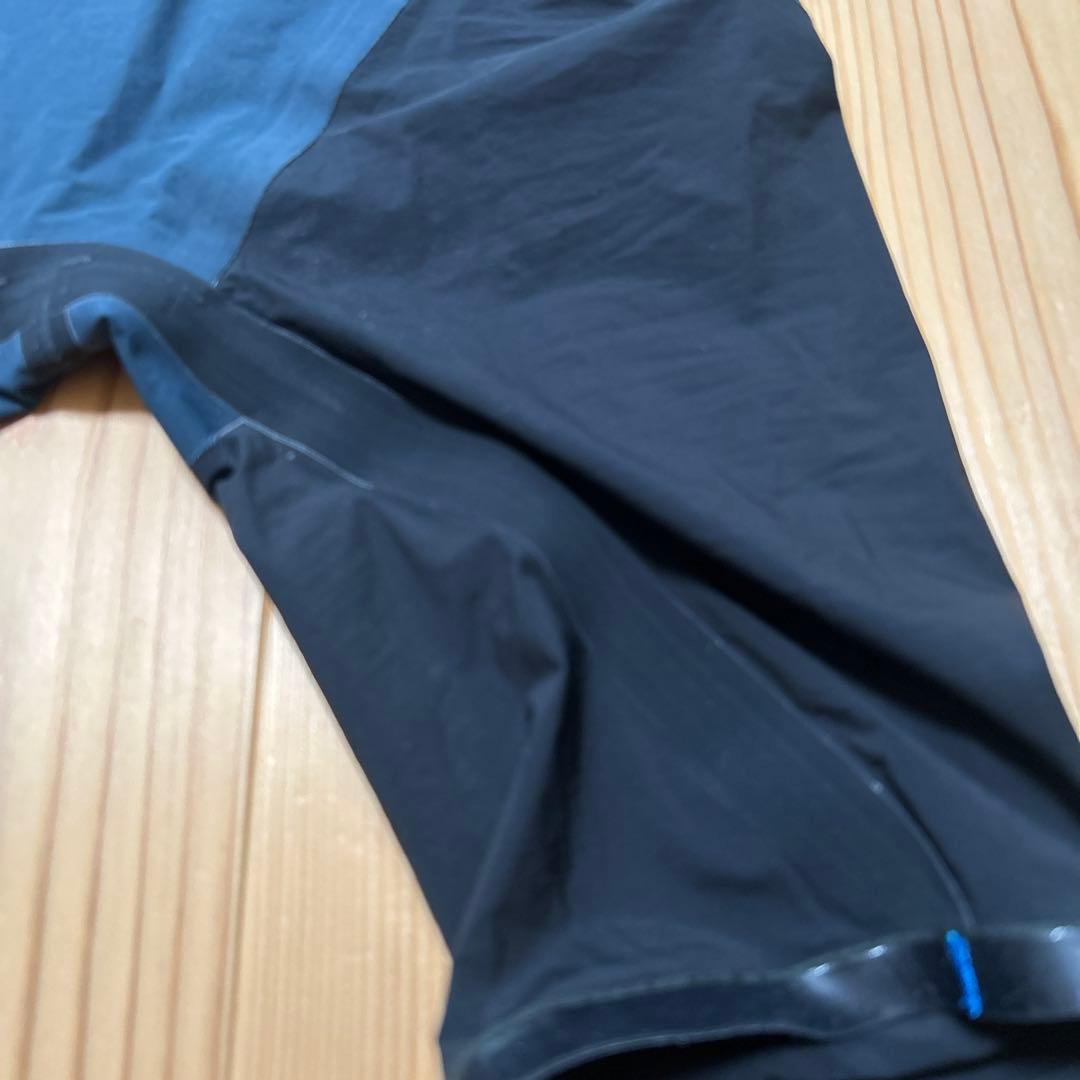 値下げ不可　arena 競泳水着 ハーフパンツ ブラック