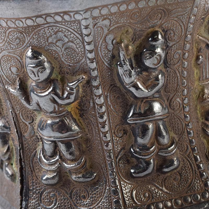 中国　唐物　人物刻　銀酒杯　爵　重さ約68ｇ　V　R8504